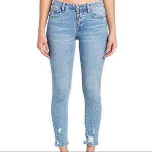 MISS ME | DISTRESSED SKINNY JEANS | LIGHT WASH